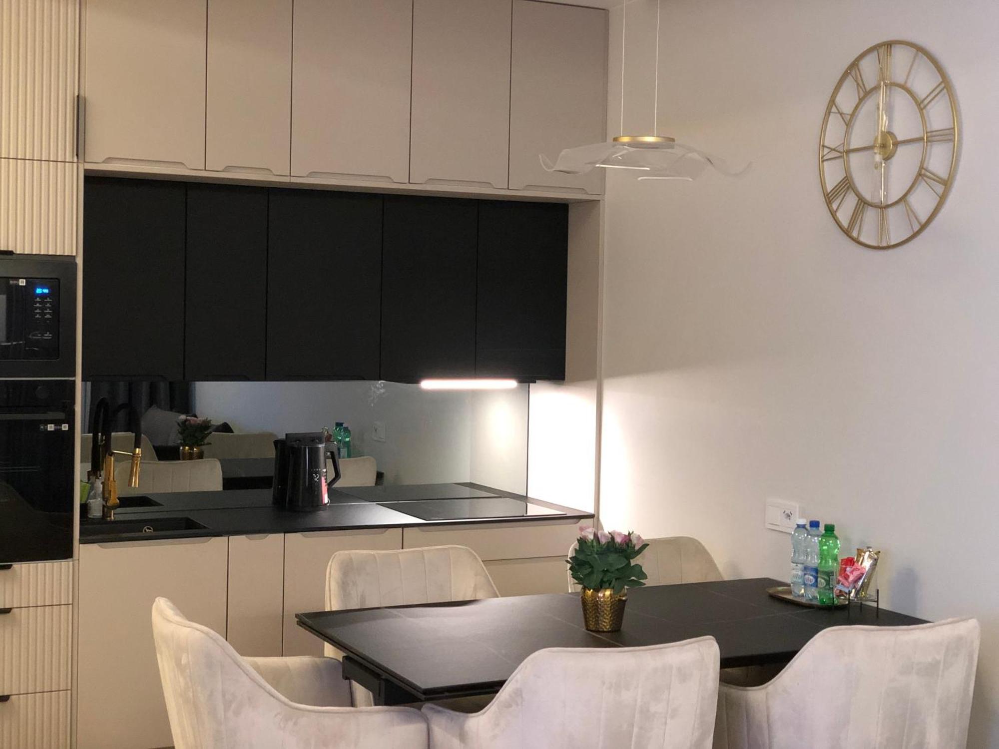 Komfortowe Apartamenty Kielce Klonowa ,Ogrodek, Garaz Podziemny, Samodzielne Wejscie Na Kod 24H Kültér fotó