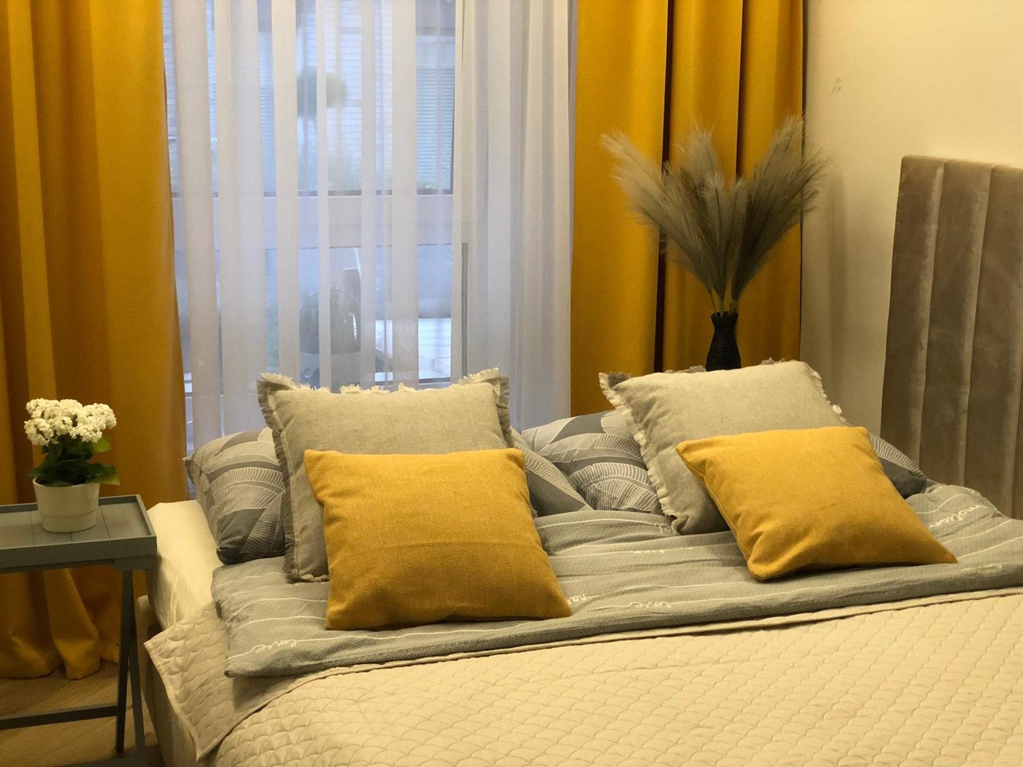 Komfortowe Apartamenty Kielce Klonowa ,Ogrodek, Garaz Podziemny, Samodzielne Wejscie Na Kod 24H Kültér fotó