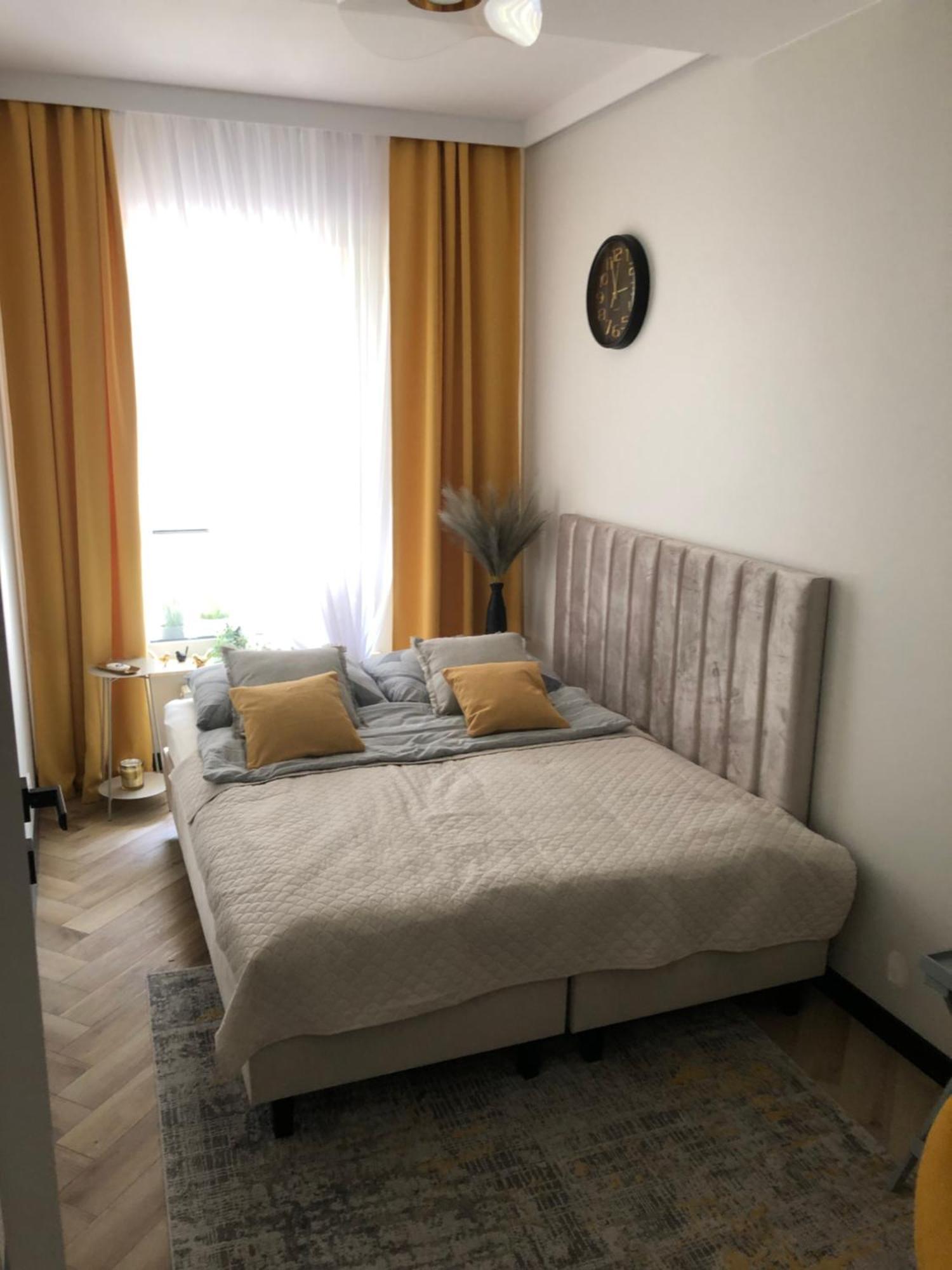 Komfortowe Apartamenty Kielce Klonowa ,Ogrodek, Garaz Podziemny, Samodzielne Wejscie Na Kod 24H Kültér fotó
