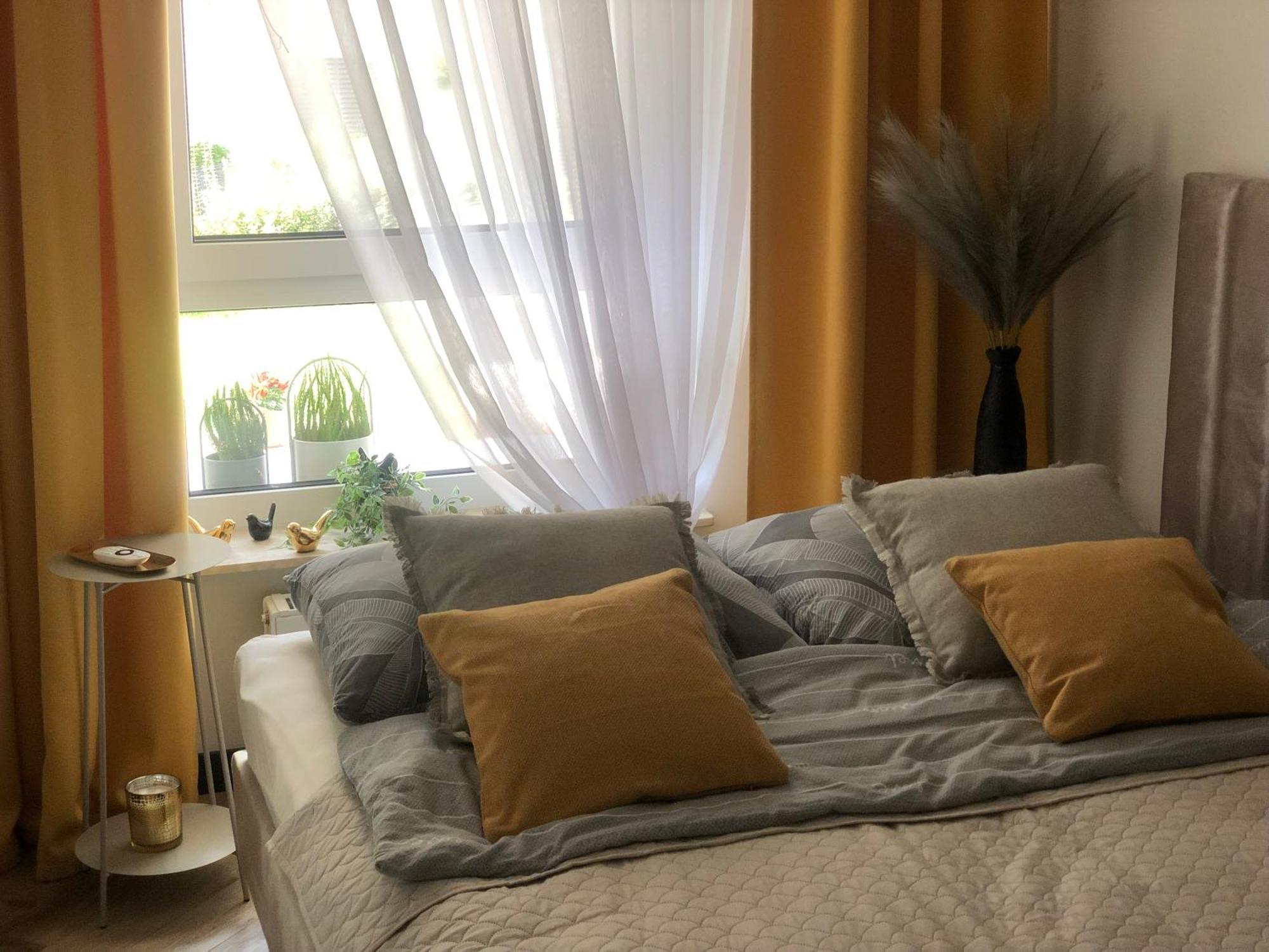 Komfortowe Apartamenty Kielce Klonowa ,Ogrodek, Garaz Podziemny, Samodzielne Wejscie Na Kod 24H Kültér fotó
